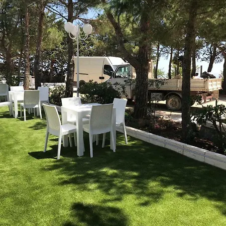 Otel Paradiso In Collina